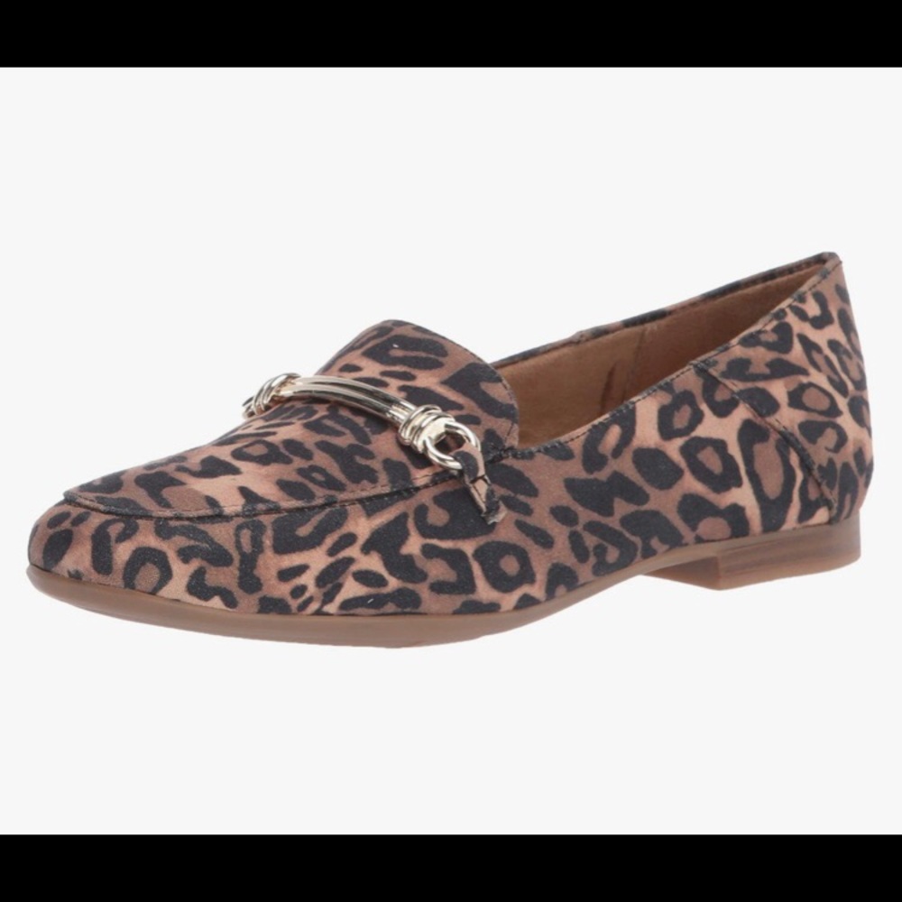 NWT Cheetah Loafers